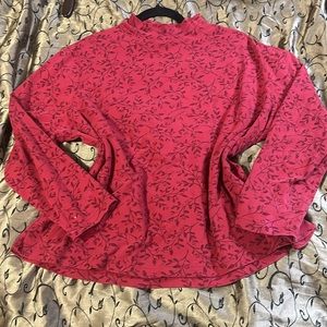 Croft & Barrow Red floral long sleeve turtleneck